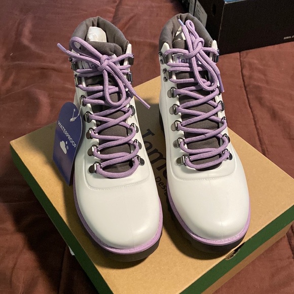 Waterproof Bootie by Jambi Brand. NWT! - Picture 3 of 16